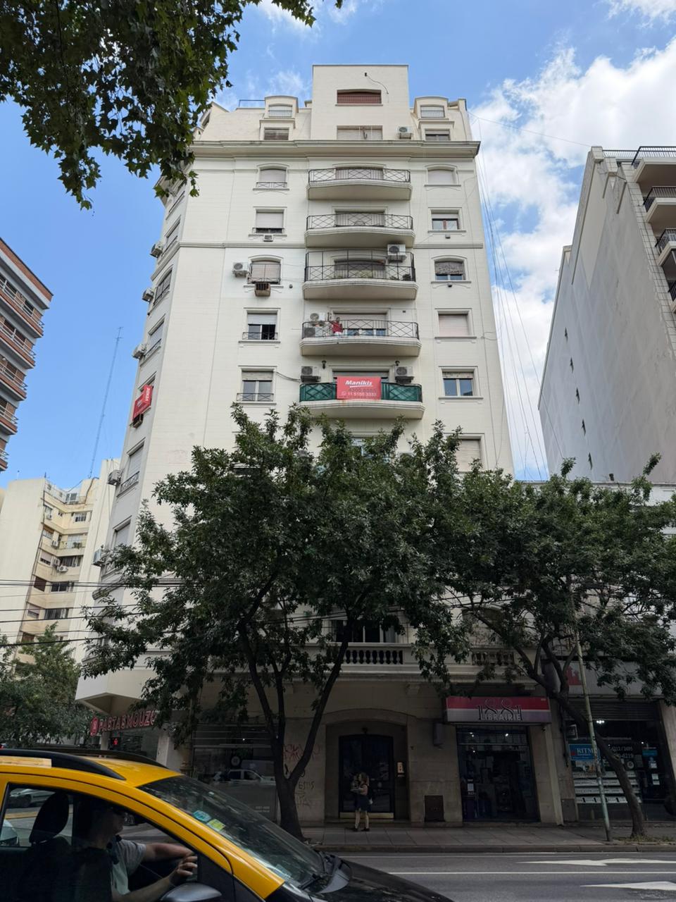 DEPARTAMENTO EN VENTA EN EDIFICIO SEÑORIAL