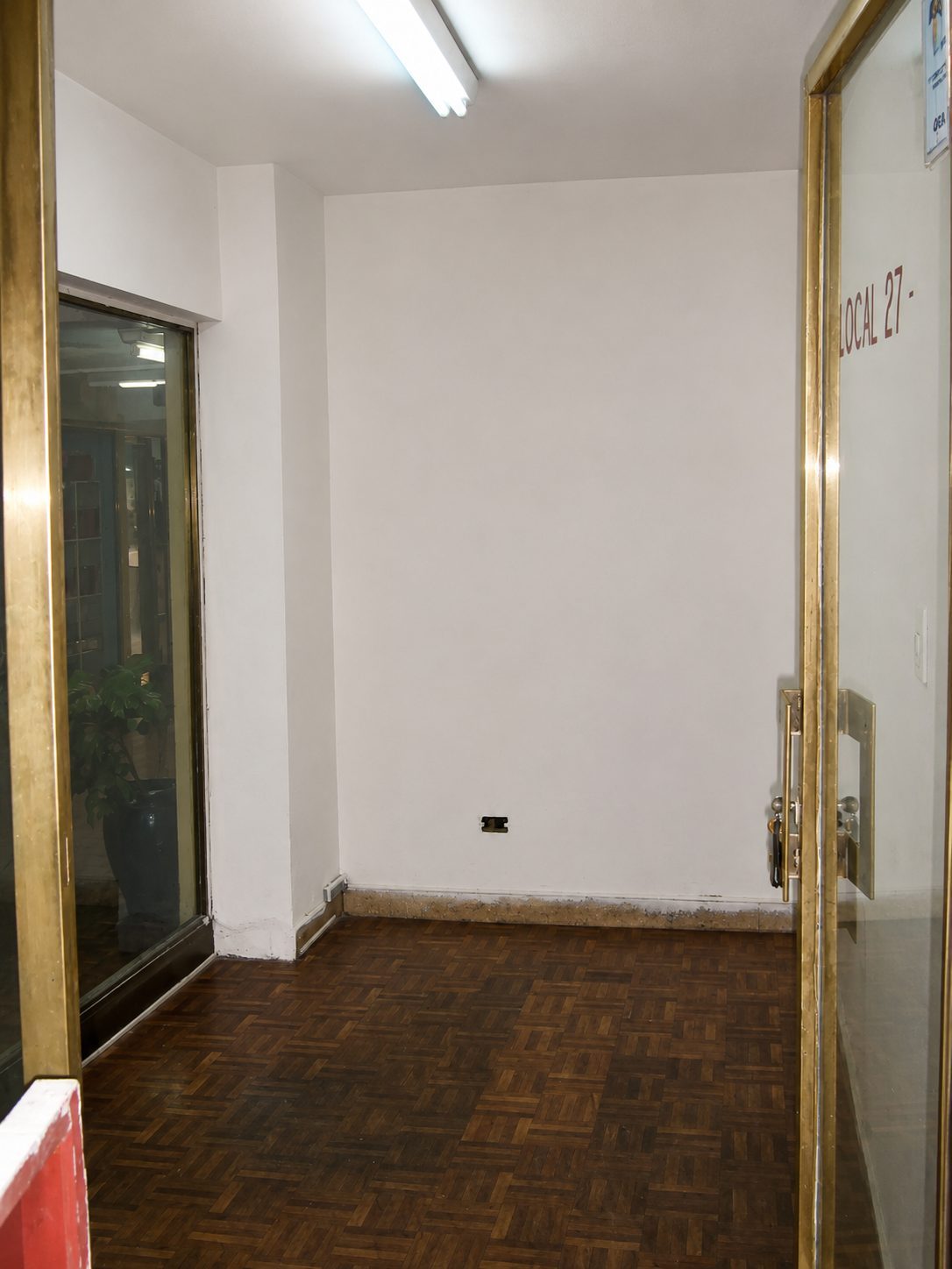 Alquiler Local comercial en Galería Kineret sobre Av. Rivadavia – Excelente ubicación comercial